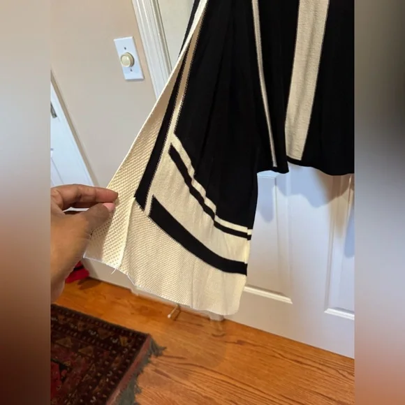 Anne Klein Black/Off White Striped Open Front Sweater Size M - Picture 5 of 8